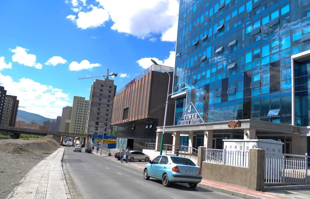 J Hotel Ulaanbaatar Bagian luar foto
