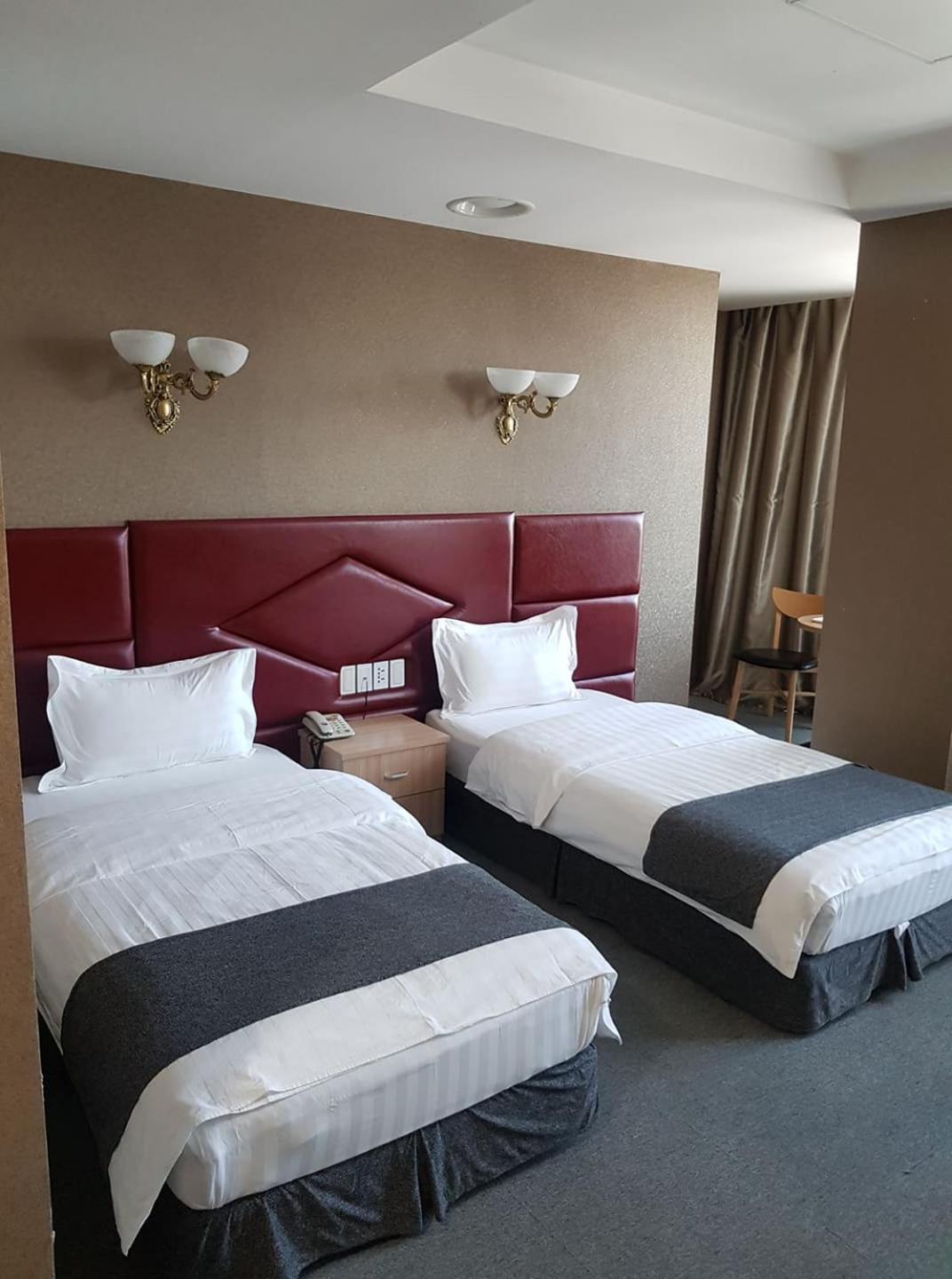 J Hotel Ulaanbaatar Bagian luar foto