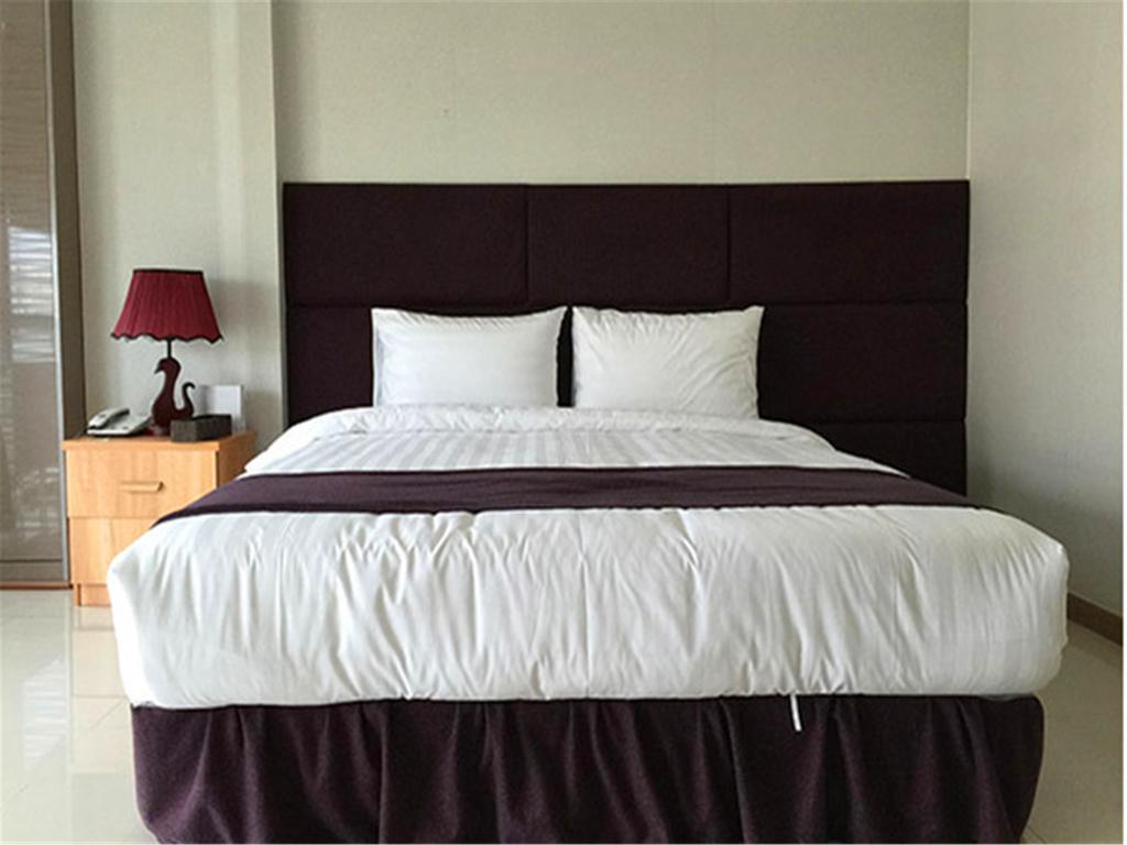 J Hotel Ulaanbaatar Bagian luar foto