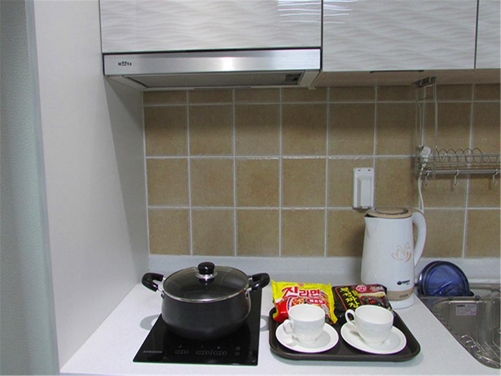J Hotel Ulaanbaatar Bagian luar foto