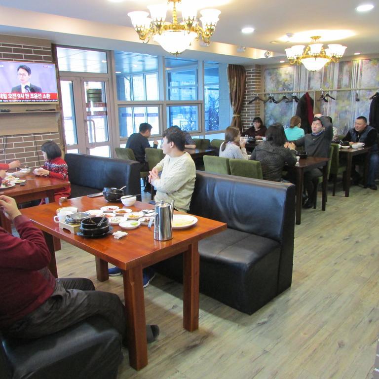 J Hotel Ulaanbaatar Bagian luar foto