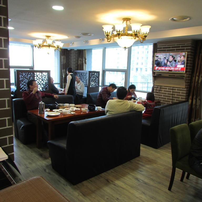 J Hotel Ulaanbaatar Bagian luar foto